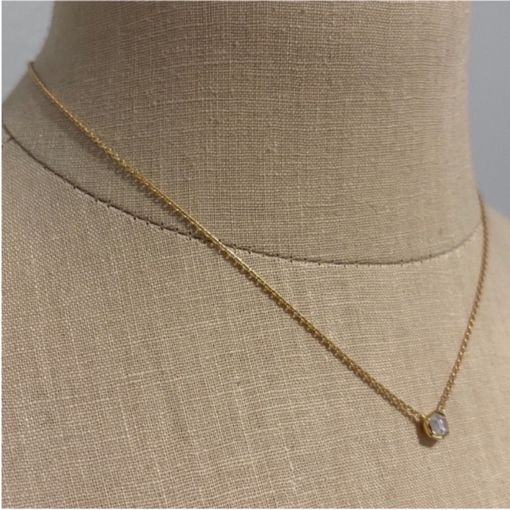 ✨SOLD✨ Kendra Scott Davie Necklace Rock Crystal 18K Gold Vermeil - Picture 2 of 11